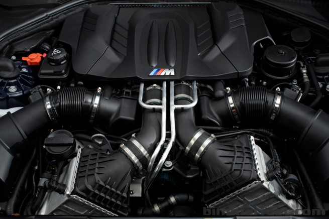 BMW-M6-F12-Convertible-F13-Coupe-028 Updated: BMW stops delivery on new M5 and M6 models due to oil pump issue