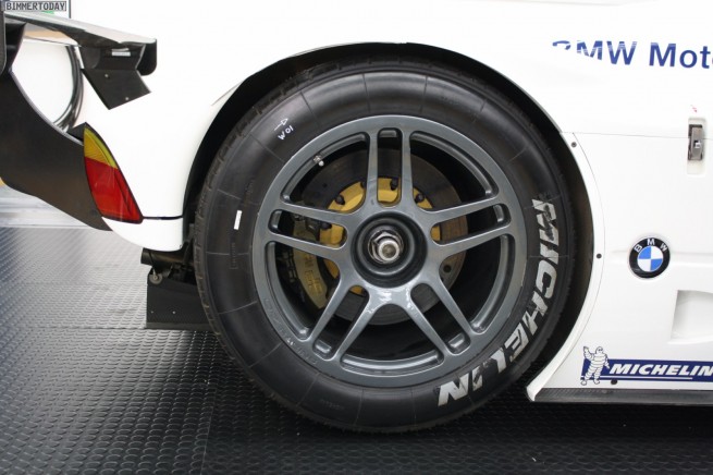 BMW-Motorsport-V12-LMR-Garching-06
