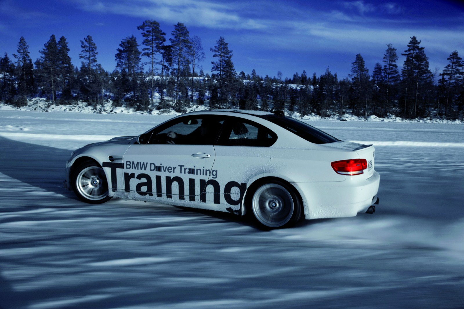Bmw and snow #6
