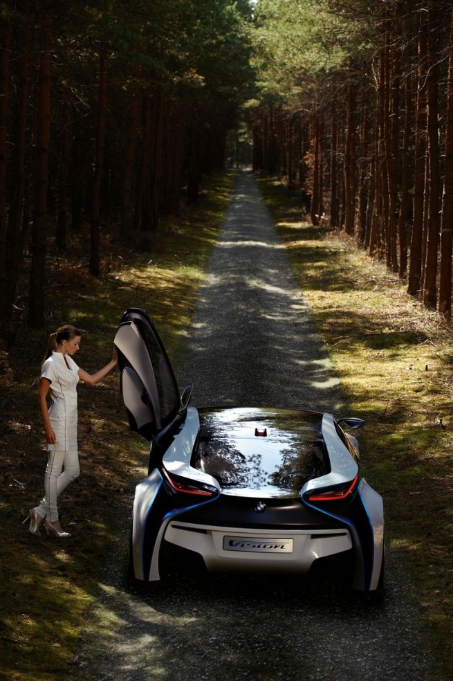 BMW-Vision-EfficientDynamics-Concept-[11]