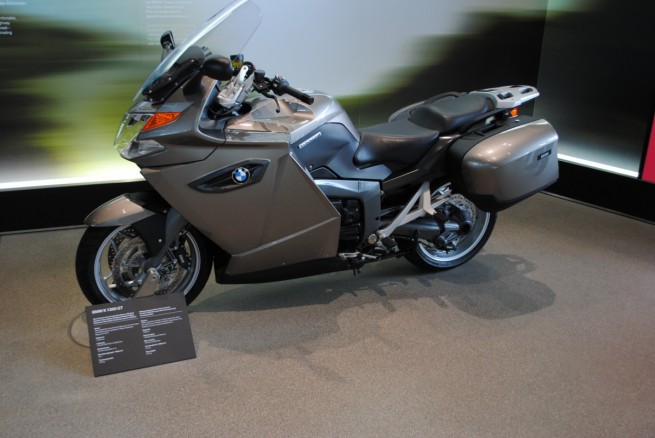BMW-Welt-2009-[22]