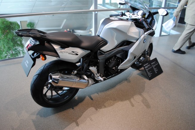 BMW-Welt-2009-[23]