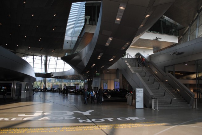 BMW-Welt-2009-[6]