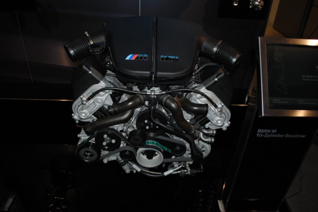 BMW-Welt-2009-[61]