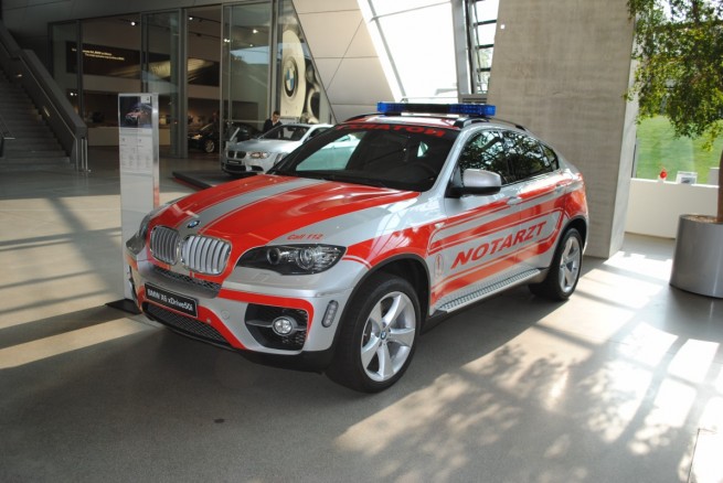 BMW-Welt-2009-[8]