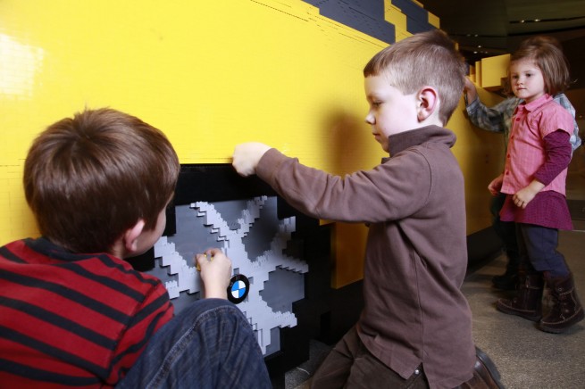 BMW-X1-LEGO-2