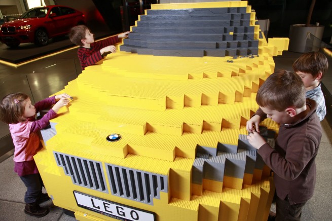 BMW-X1-LEGO-4