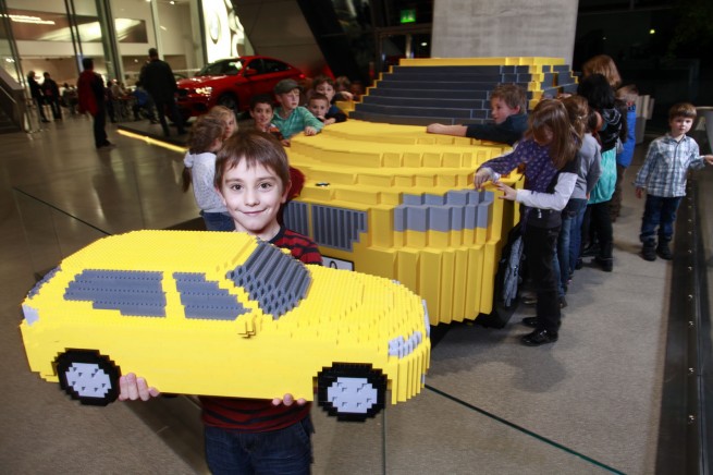BMW-X1-LEGO-5