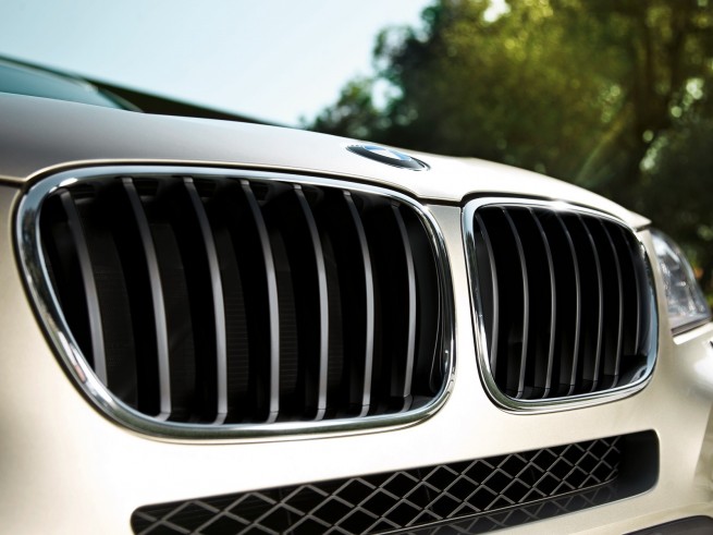 BMW-X3-F25-Wallpaper-09