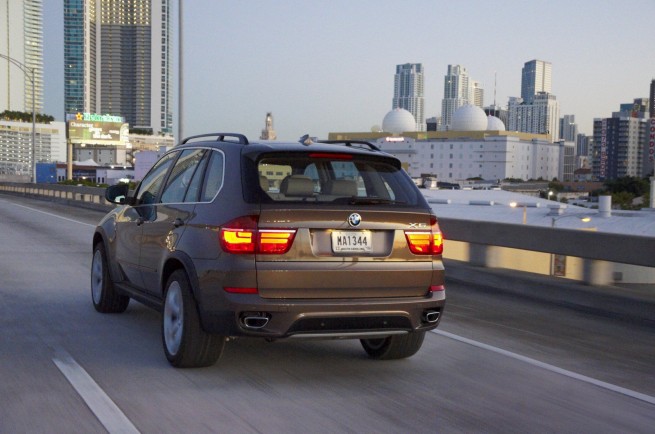 BMW-X5-E70-LCI-85