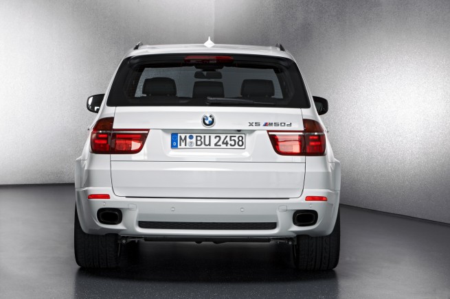 BMW-X5-M50d-03
