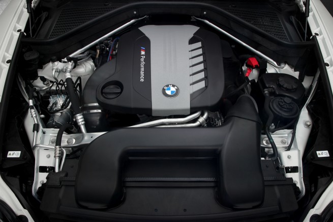BMW-X5-M50d-12
