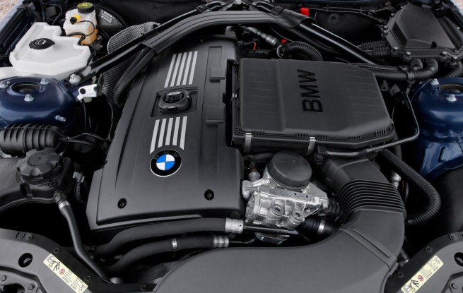 BMW-Z4-Roadster-E89-Tiefseeblau-Metallic-UK-16