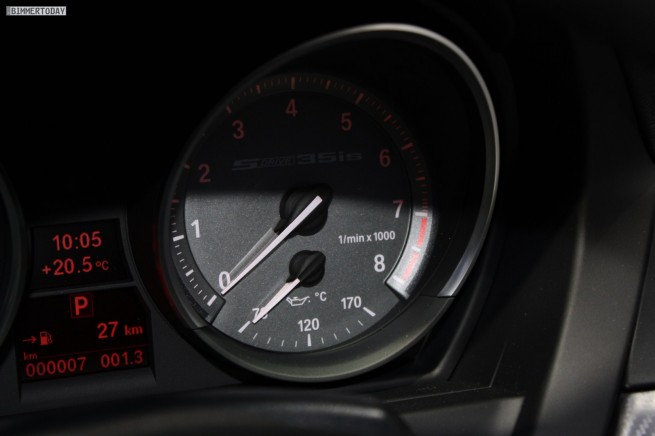 BMW-Z4-sDrive35is-Interieur-03