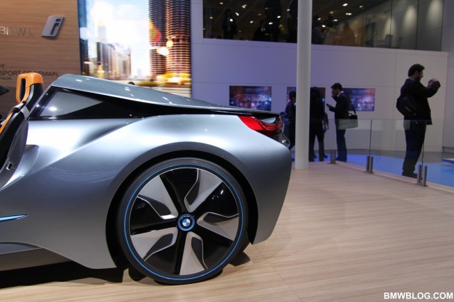 BMW-i8-15