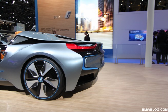 BMW-i8-16