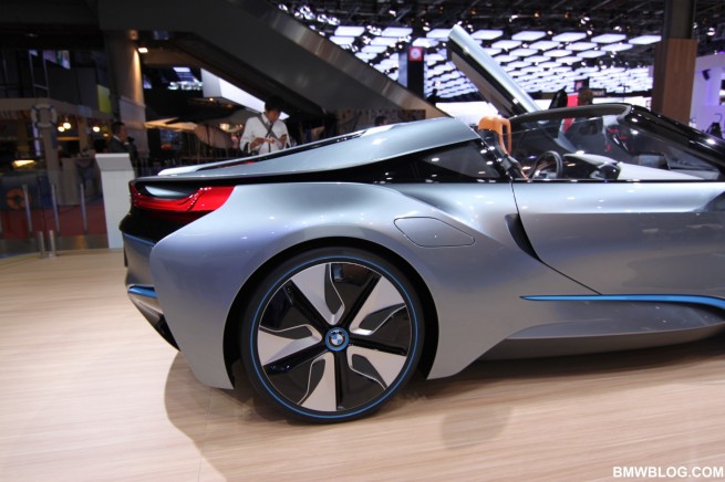 BMW-i8-25