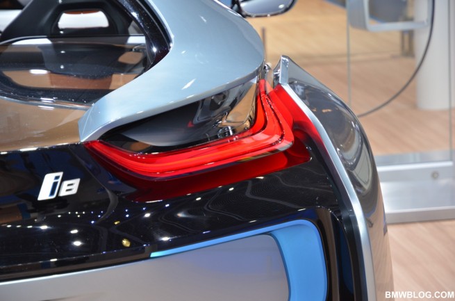 BMW-i8-37