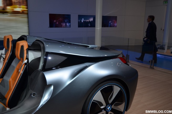 BMW-i8-47