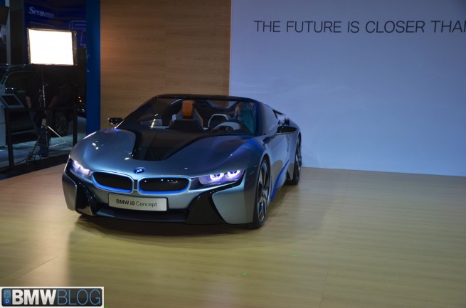 BMW-i8-roadster-03