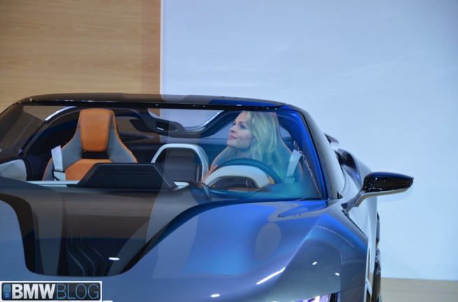 BMW-i8-roadster-04