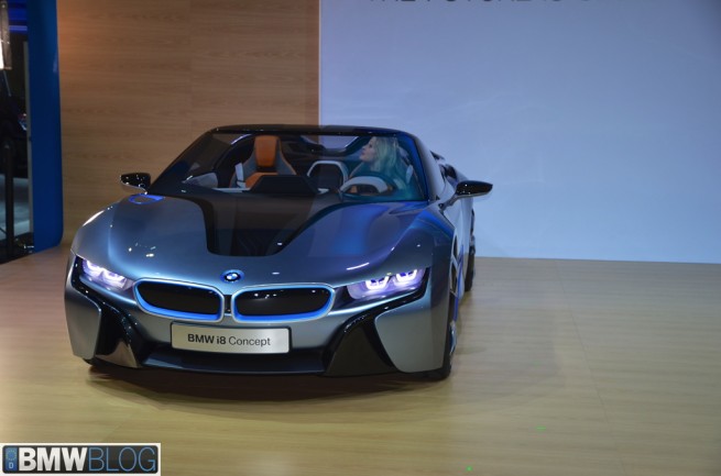 BMW-i8-roadster-05