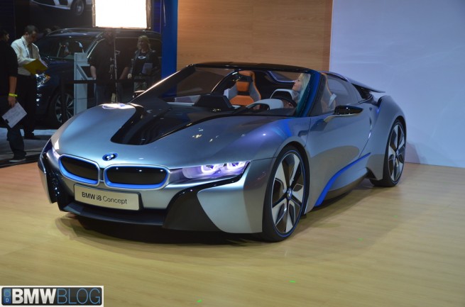 BMW-i8-roadster-06