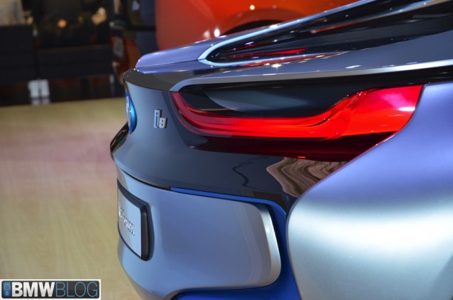 BMW-i8-roadster-11