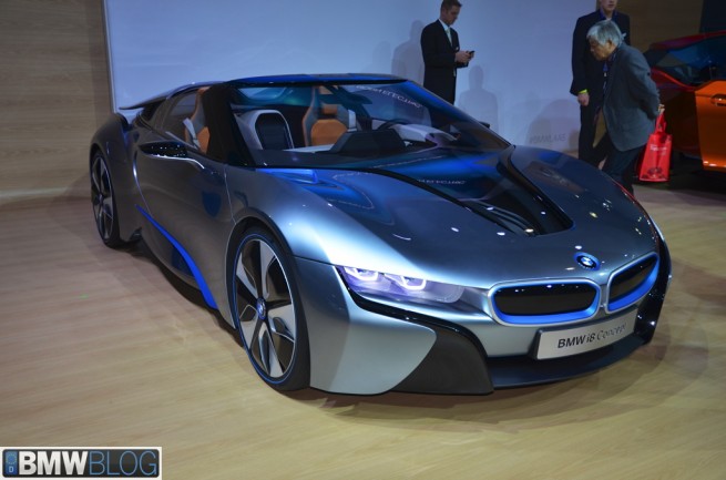 BMW-i8-roadster-14