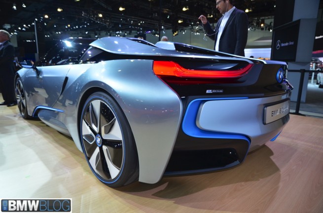 BMW-i8-roadster-21