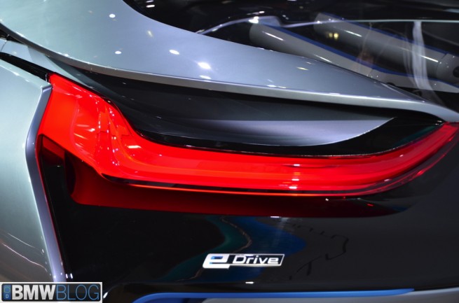 BMW-i8-roadster-23