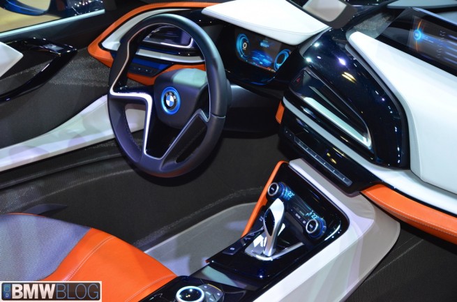 BMW-i8-roadster-26
