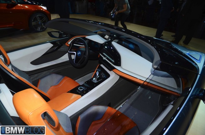 BMW-i8-roadster-27