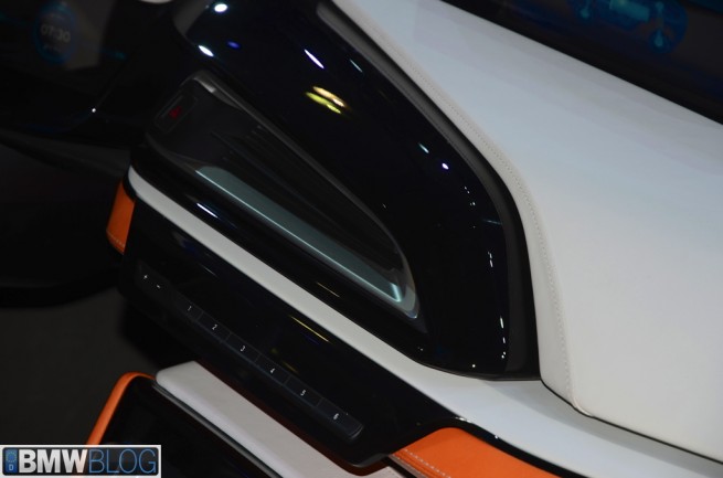 BMW-i8-roadster-31