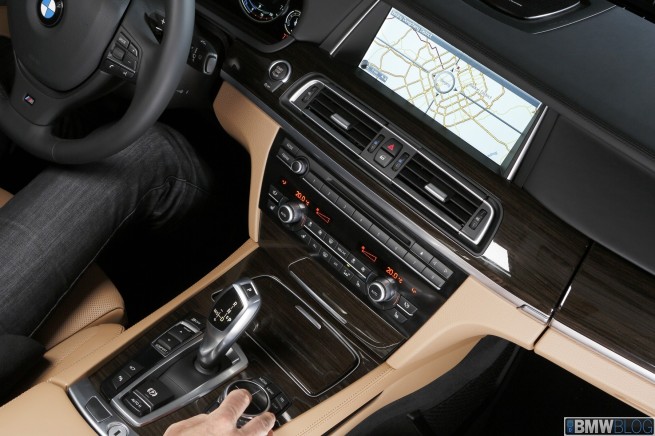 BMW iDrive Touch Controller-04