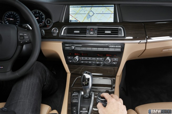 BMW iDrive Touch Controller-06
