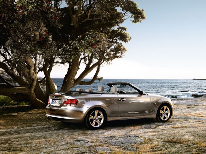 BMW_1series_convertible_wallpaper_07