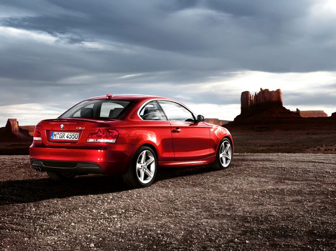BMW_1series_coupe_wallpaper_01