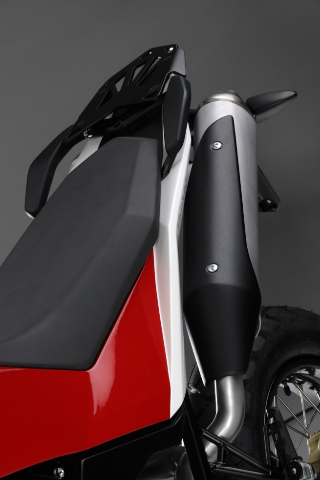 Husqvarna_Concept_Strada_09
