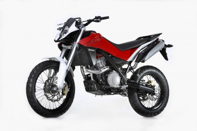 Husqvarna_Concept_Strada_14