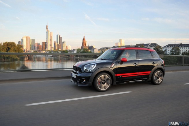 MINI-Countryman-JCW-111