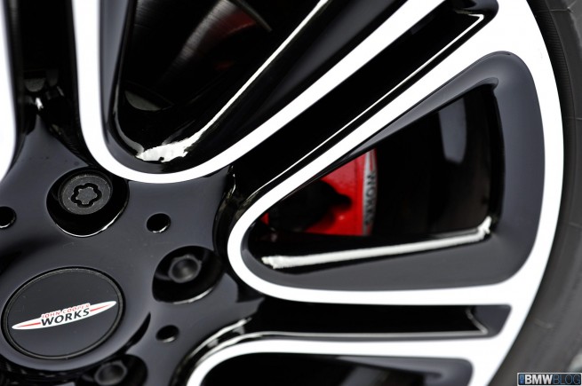 MINI-Countryman-JCW-13