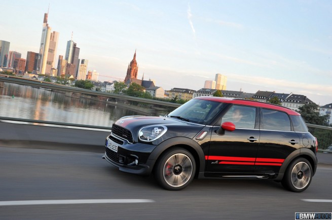 MINI-Countryman-JCW-130