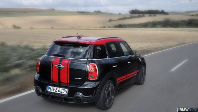 MINI-Countryman-JCW-14