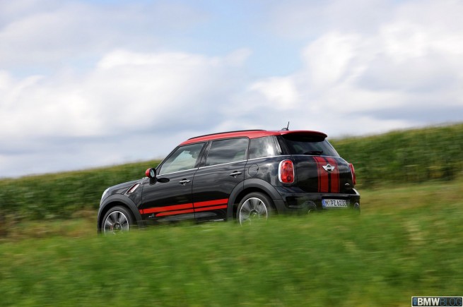 MINI-Countryman-JCW-16