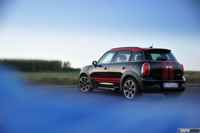 MINI-Countryman-JCW-17