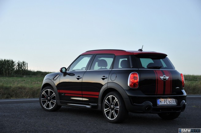 MINI-Countryman-JCW-170