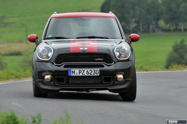 MINI-Countryman-JCW-25