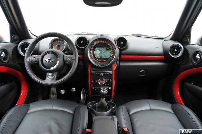 MINI-Countryman-JCW-40