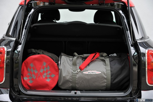 MINI-Countryman-JCW-76